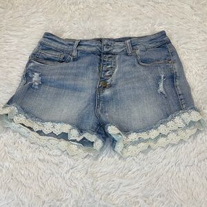 Tinseltown Blue Jean Shorts with White Lace Trim BUTTON FLY WOMENS SIZE 8